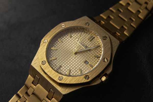 Les meilleures astuces pour vendre votre montre hublot rapidement