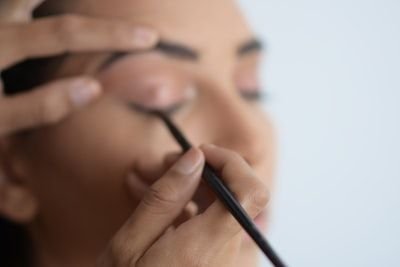 Ce qu'il faut savoir sur le maquillage permanent avant de l'adopter